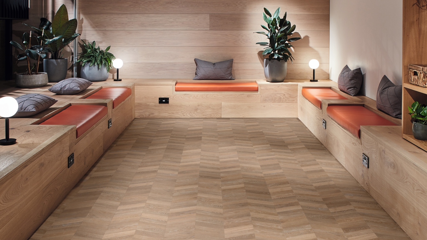 Chevron Pale Limed Oak CH-KP94 | SCB-CH-KP94 floors in a lobby